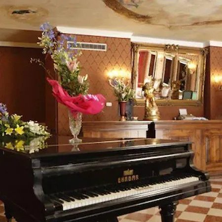 Hotel Dori Venice