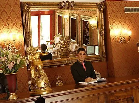 Hotel Dori